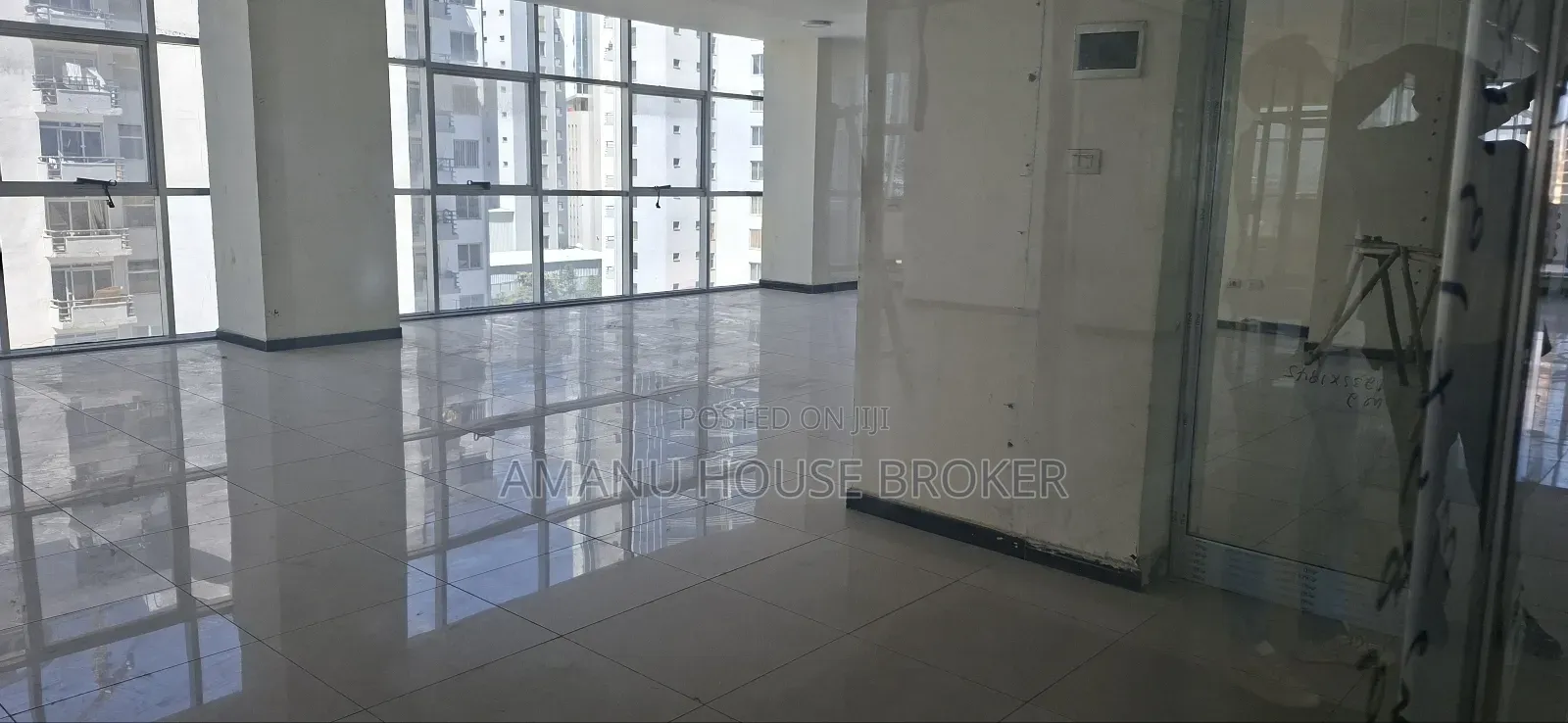 አስቸኳይ የሚከራይ ቢሮ አአ ሜክሲኮ አከባባ ከ70sqm እስከ 1,000sqm አለ ፈጥነው ይደውሉ