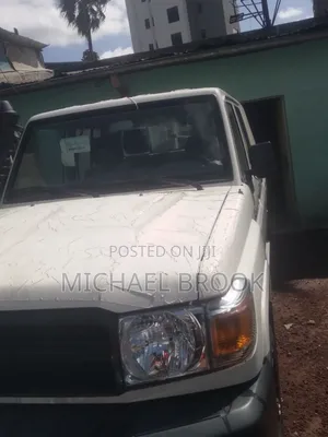 Photo - New Toyota Mark II 2022 White