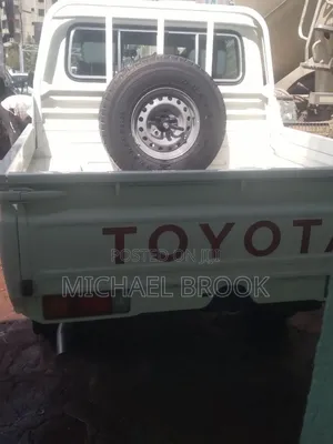 New Toyota Mark II 2022 White