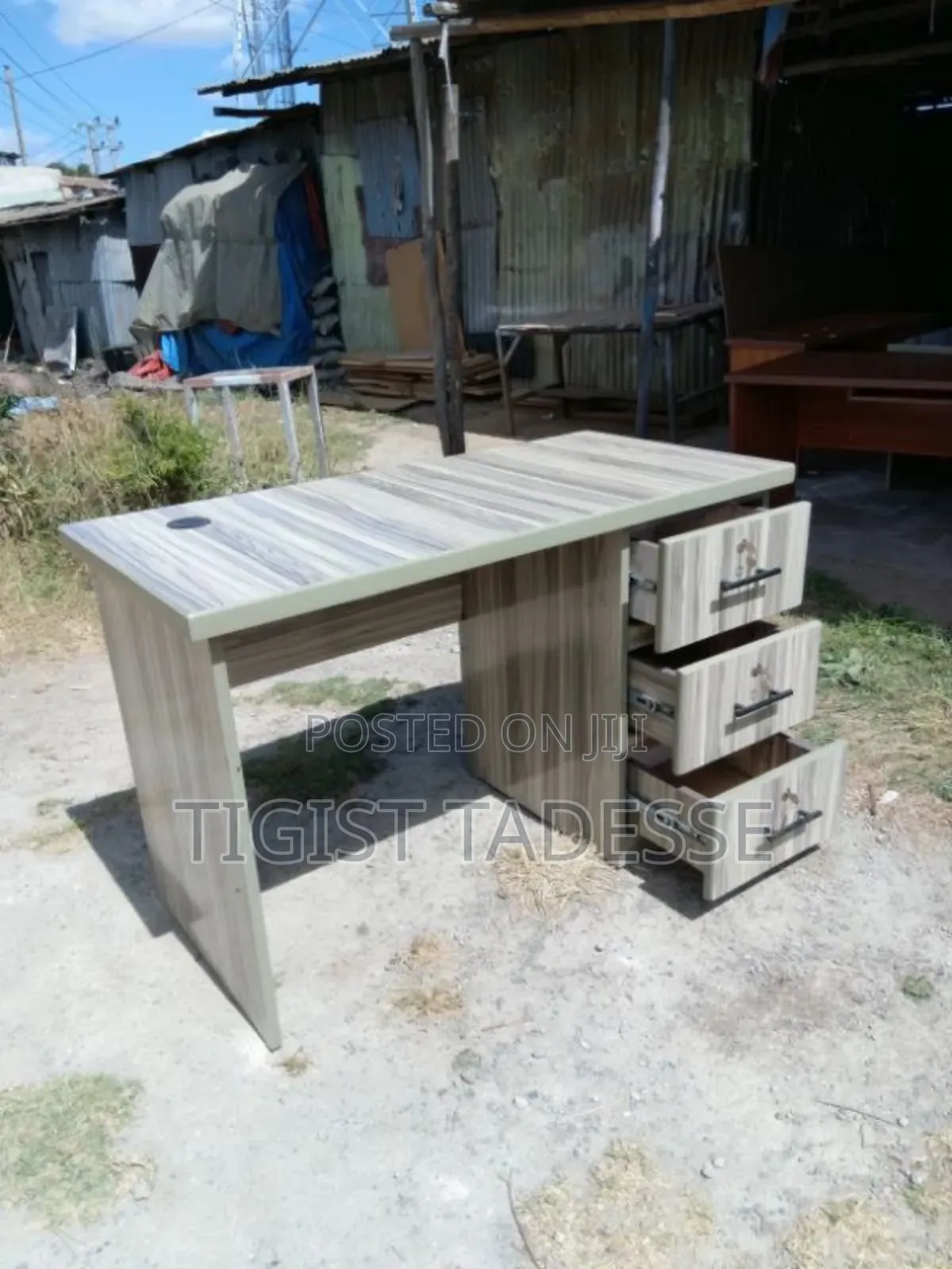 Computer Table With Different Colour Option