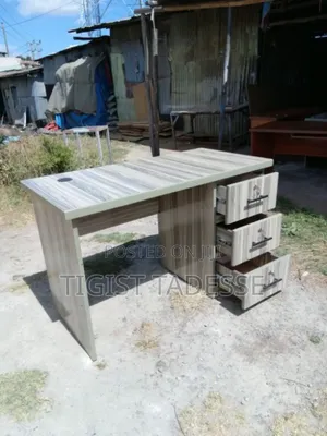 Computer Table With Different Colour Option