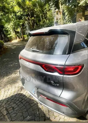 BYD Yuan Up 2025 Gray