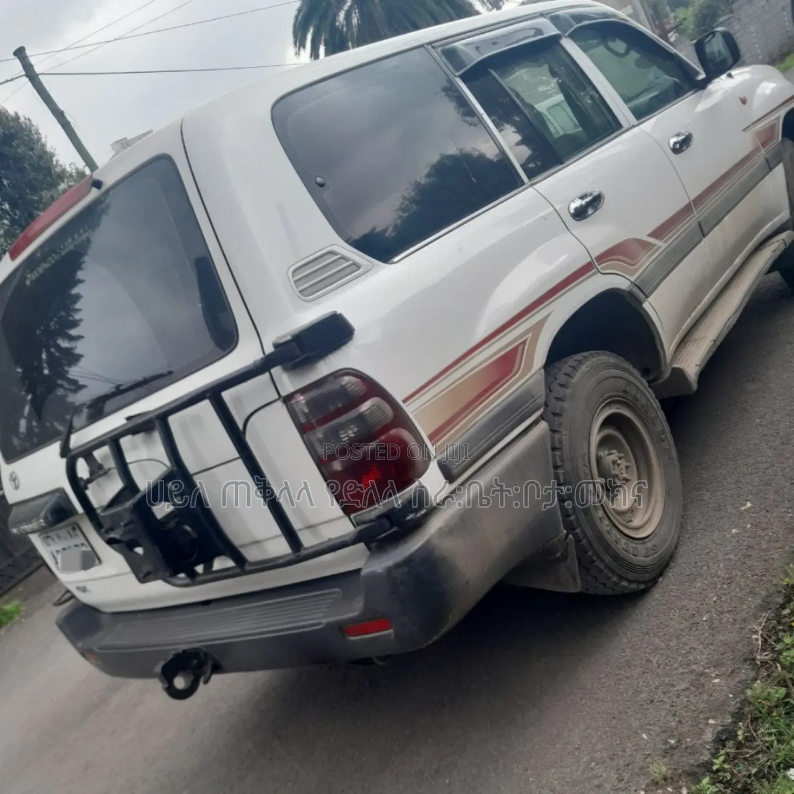 Toyota Land Cruiser 2006 White