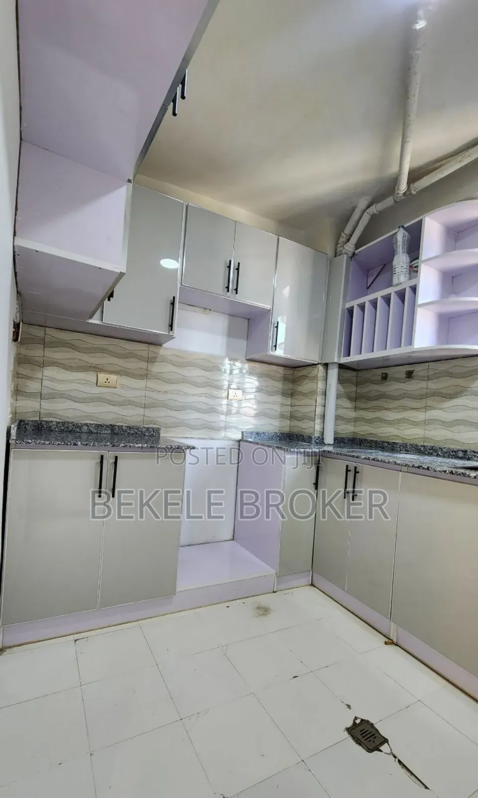 Furnished 3bdrm Apartment in ኮንዶሚኒየም, Bole for sale