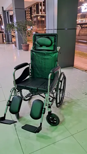 Photo - Toilet Wheelchair水手wheelchair手水wheelchair廿手wheelchair卜手wheelchair山田whe