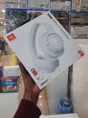 Photo - JBL Tune 720 Headset