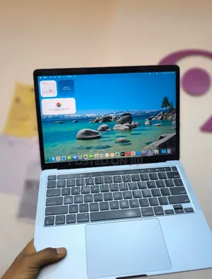 New Laptop Apple MacBook Pro M1 8GB Apple M1 SSD 512GB