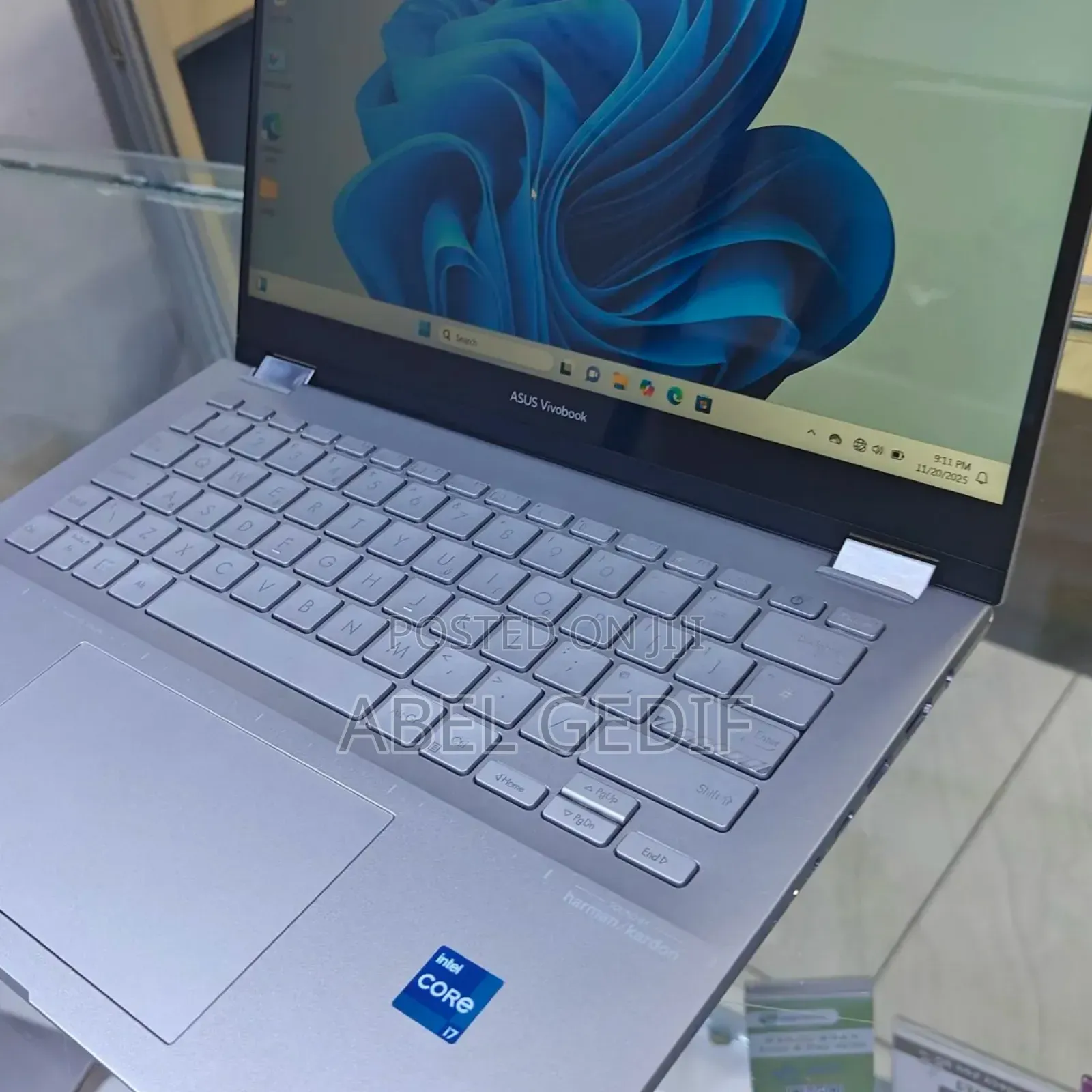 New Laptop Asus 16GB Intel Core I7 SSD 1T