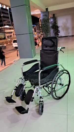 Photo - Toilet Wheelchair田手wheelchair卜手wheelchair卜手wheelchair山手wheelchair山田whe