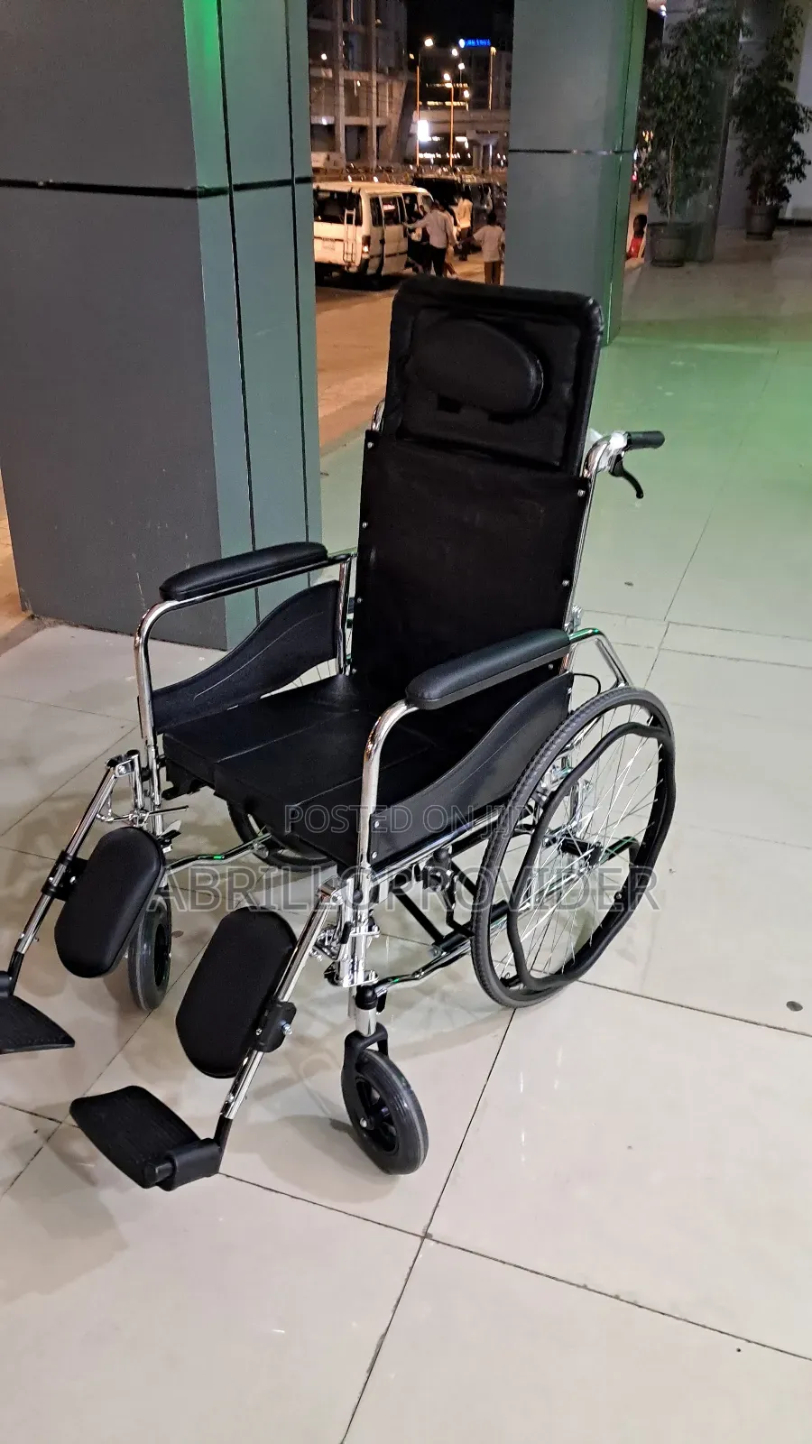 Toilet Wheelchair水手wheelchair山手wheelchair卜手wheelchair山手wheelchair卜水whe