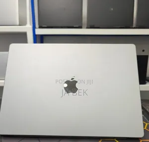 New Laptop Apple MacBook Pro M1 32GB Apple M1 Max SSD 1T