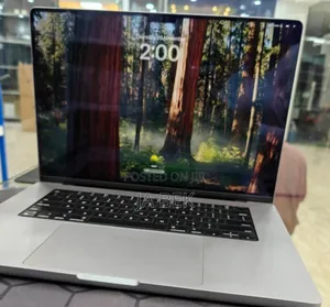 New Laptop Apple MacBook Pro M1 32GB Apple M1 Max SSD 1T