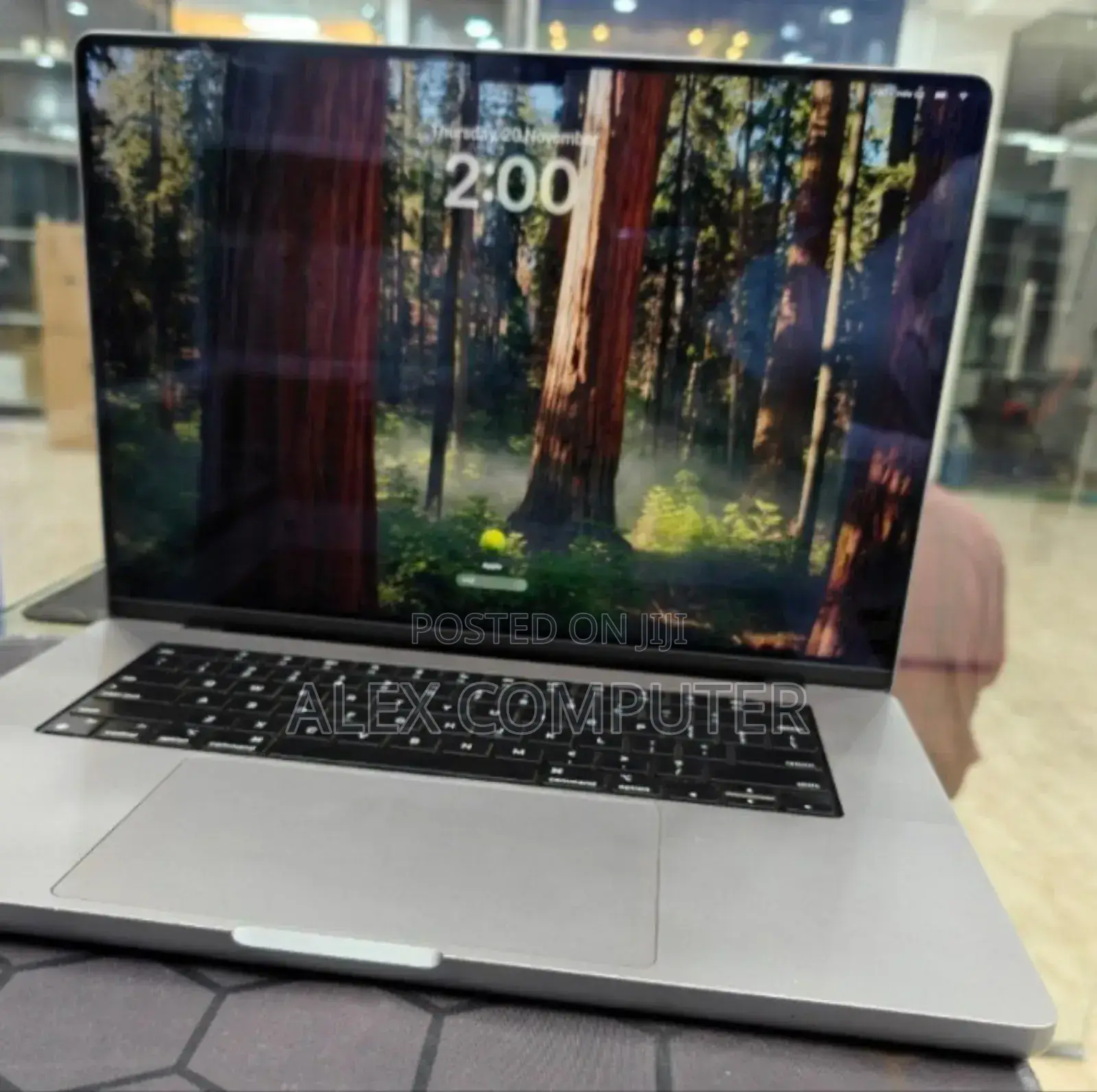New Laptop Apple MacBook Pro M1 32GB Apple M1 Max SSD 1T