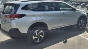 Toyota Rush 2022 Silver