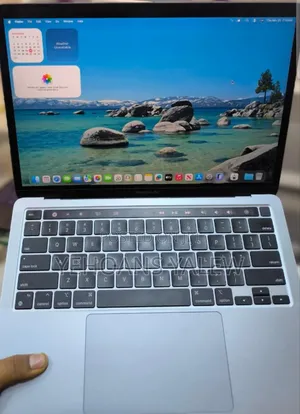 New Laptop Apple MacBook Pro M1 8GB Apple M1 Pro SSD 512GB