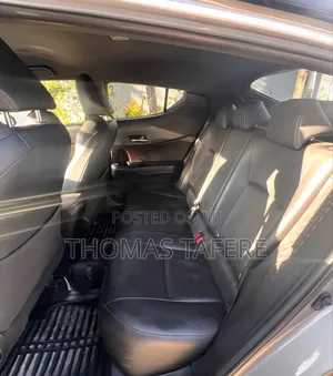 Toyota C-HR 2020 Gray