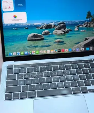 Photo - New Laptop Apple MacBook Pro 2020 M1 16GB Apple M1 SSD 512GB