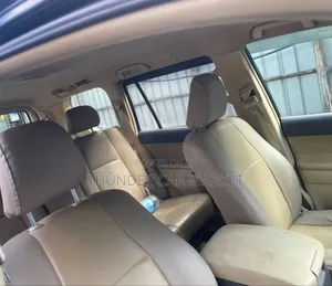 Toyota Land Cruiser Prado 2013