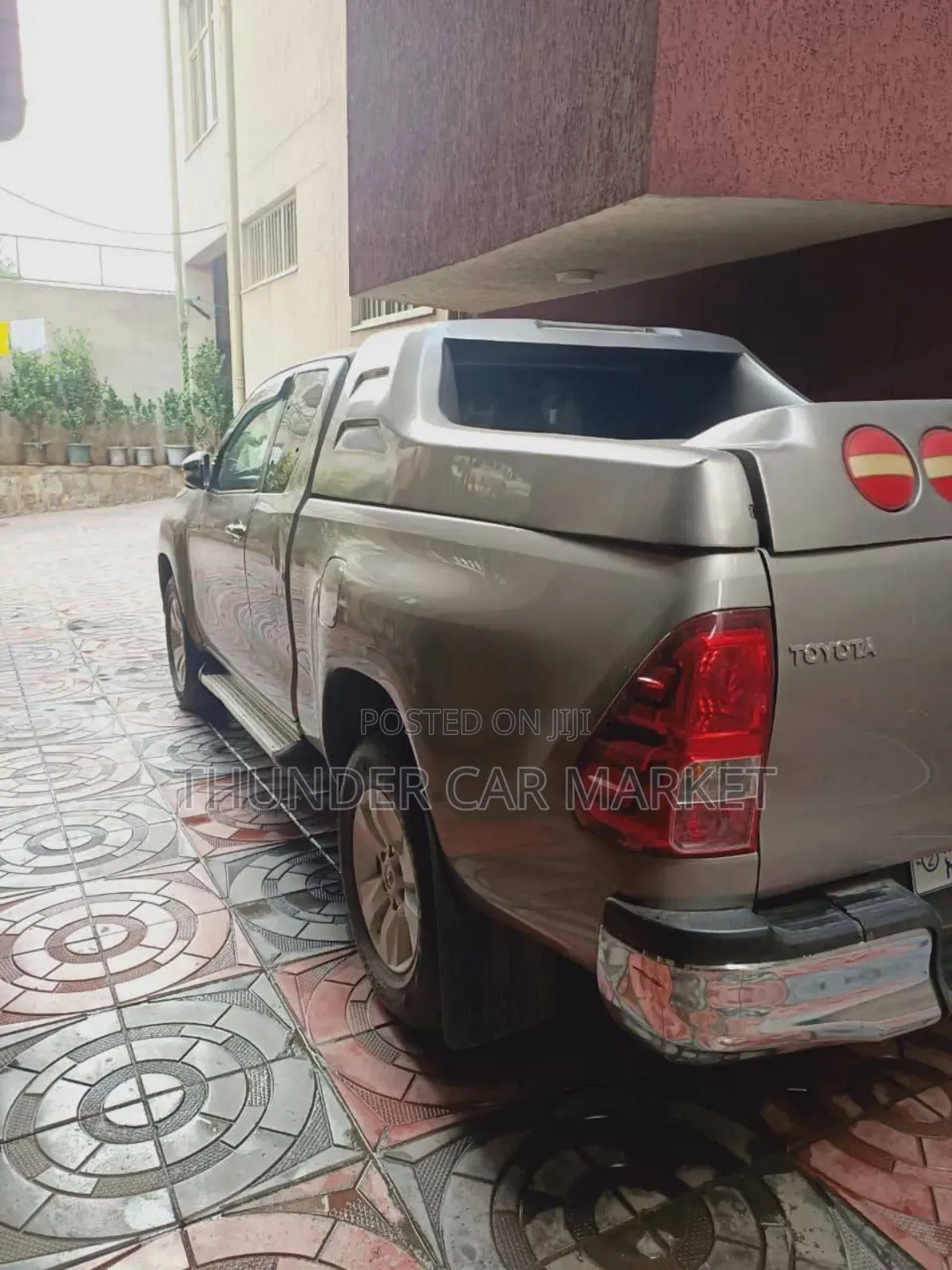 Toyota Hilux 2020 Gold