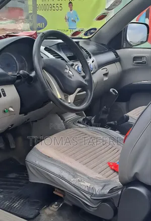 Mitsubishi L200 2007 Silver