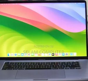 New Laptop Apple MacBook Pro 2019 32GB Intel Core I9 SSD 1T