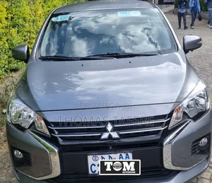 Photo - Mitsubishi Attrage 2022 Silver