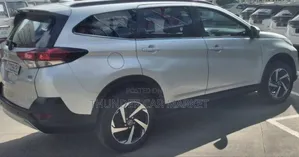 Toyota Rush 2021 Silver