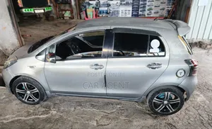 Toyota Yaris 2006 Silver