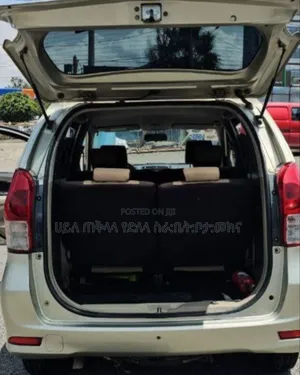 Toyota Avanza 2016 Gold