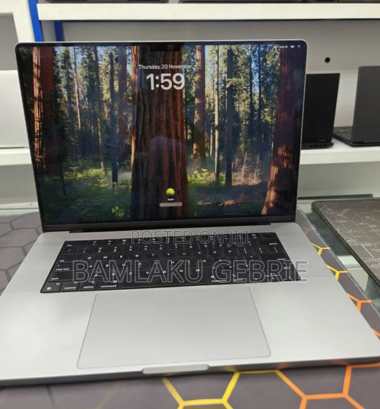 New Laptop Apple MacBook Pro M1 64GB Apple M1 Max SSD 1T