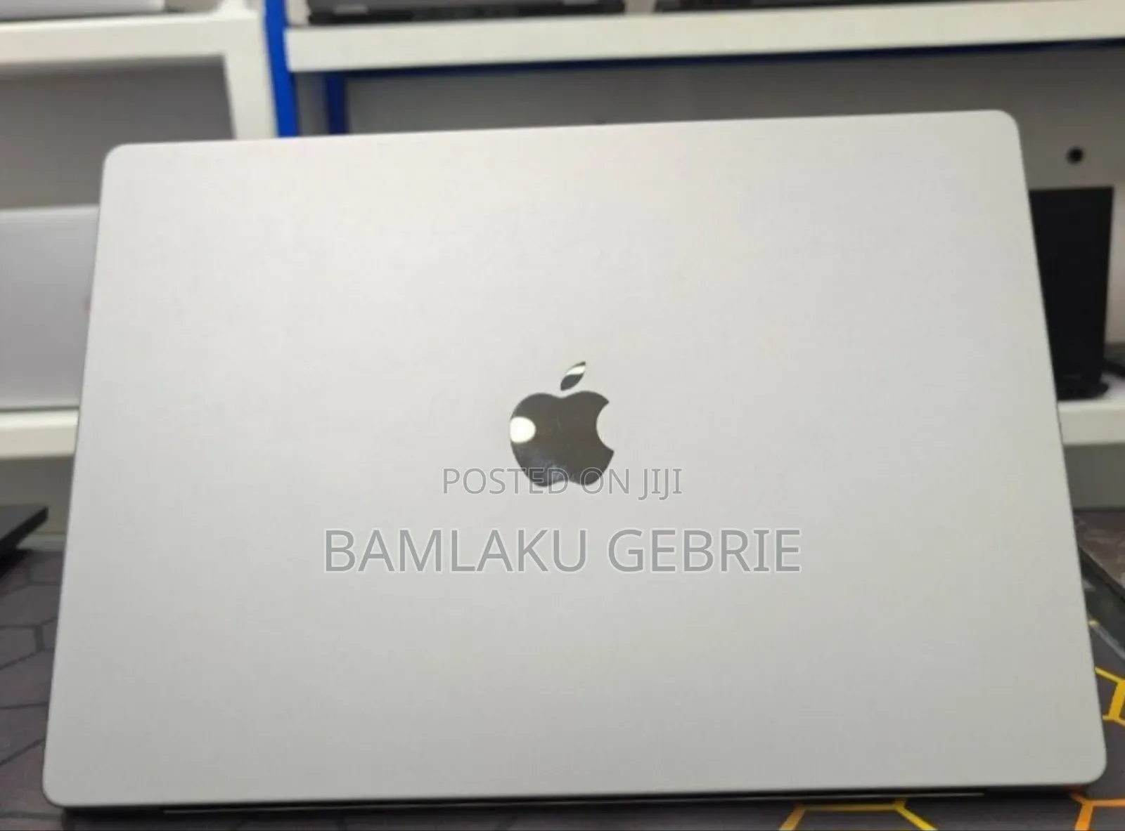 New Laptop Apple MacBook Pro M1 64GB Apple M1 Max SSD 1T