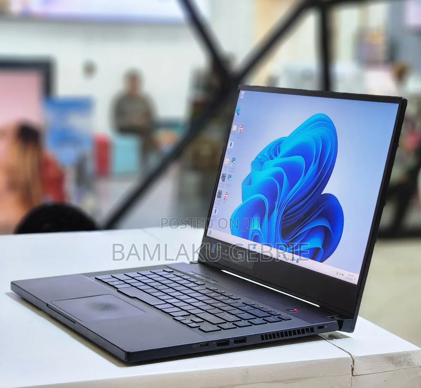 New Laptop Asus ROG Zephyrus G15 16GB Intel Core I7 SSD 512GB