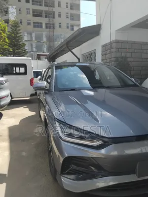 Photo - New BYD E2 43 kWh 94 hp FWD 2025 Gray