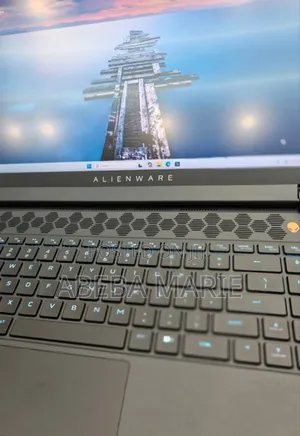 New Laptop Alienware M15 R3 16GB Intel Core I5 SSD 1T