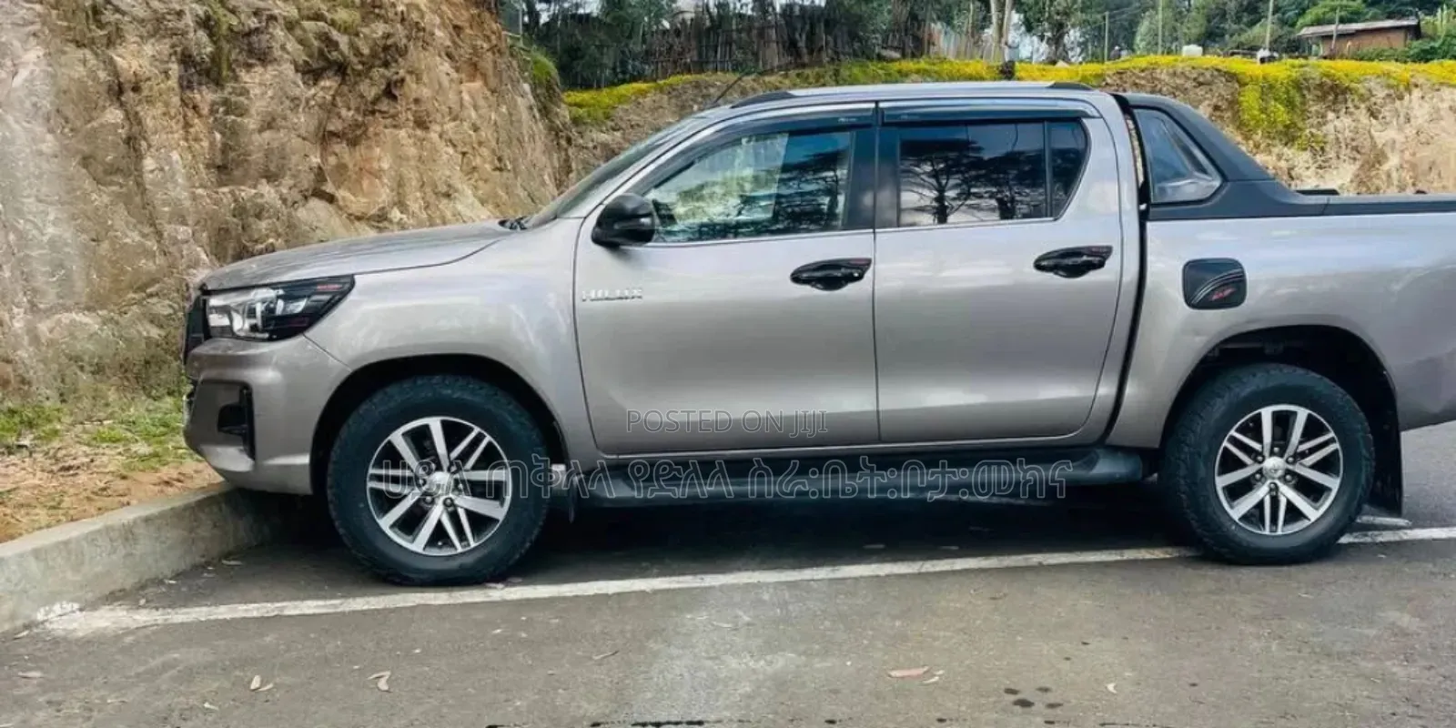 Toyota Hilux 2020 Teal