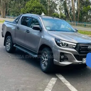 Toyota Hilux 2020 Teal
