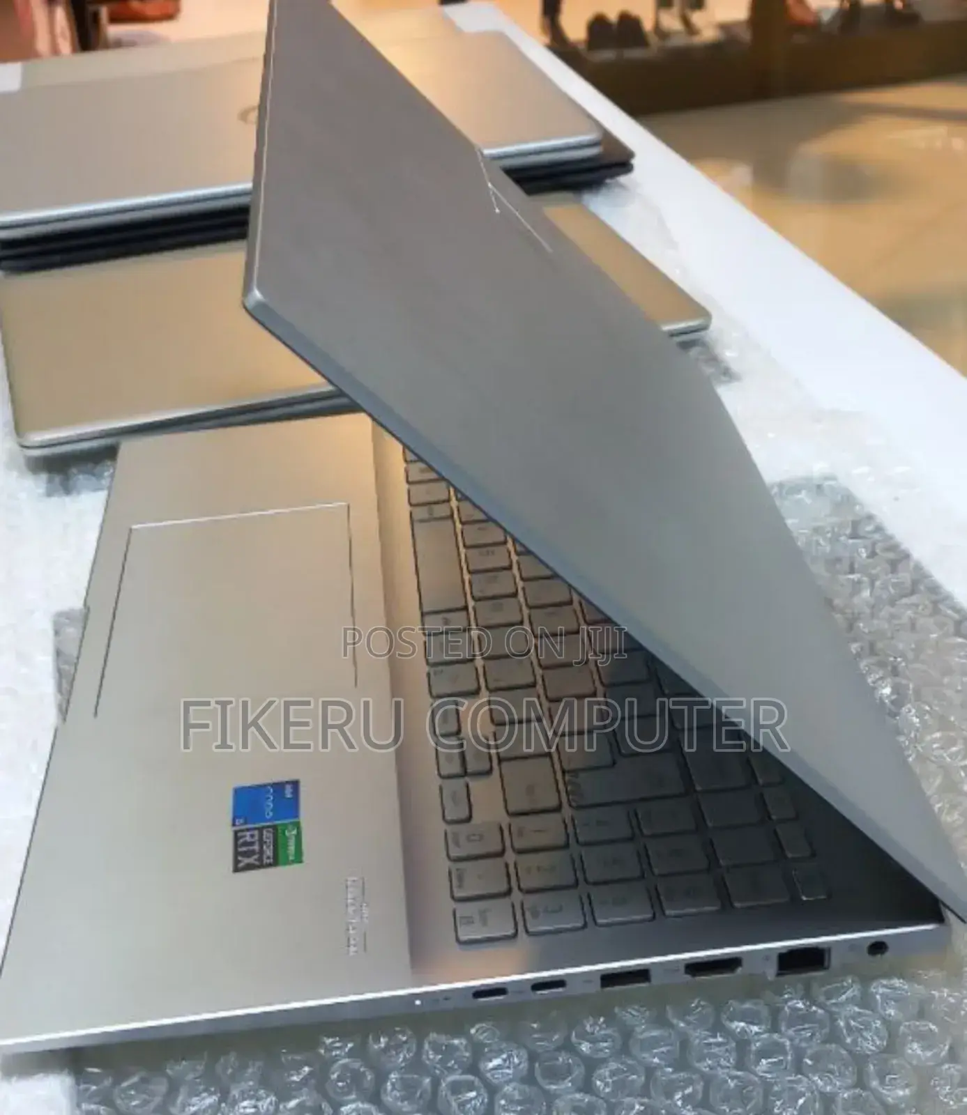 New Laptop Asus Vivobook 16 16GB Intel Core I5 SSD 512GB