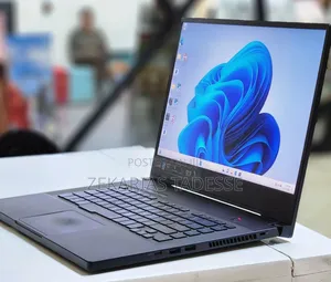 New Laptop Asus ROG Zephyrus G15 16GB Intel Core I7 SSD 512GB