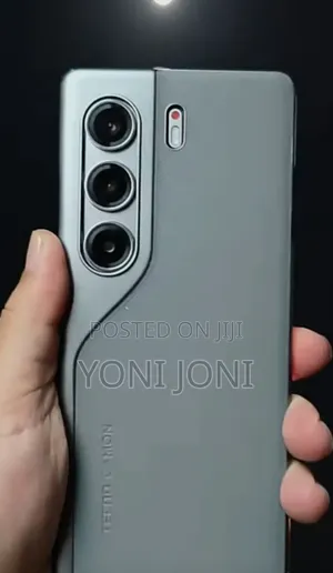 New Tecno Camon 40 Pro 256 GB Gray