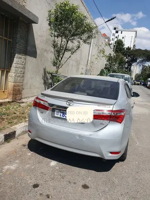 Toyota Corolla 2016 Silver