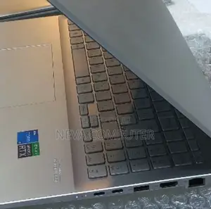 New Laptop Asus VivoBook 15 X505BA 16GB Intel Core I5 SSD 512GB