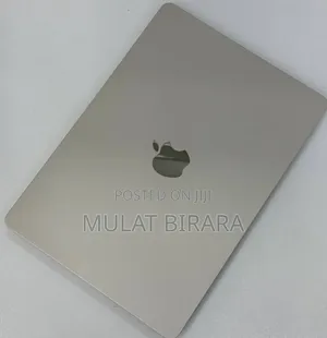 New Laptop Apple MacBook Air 2025 M4 13-Inch 16GB Apple M4 SSD 256GB