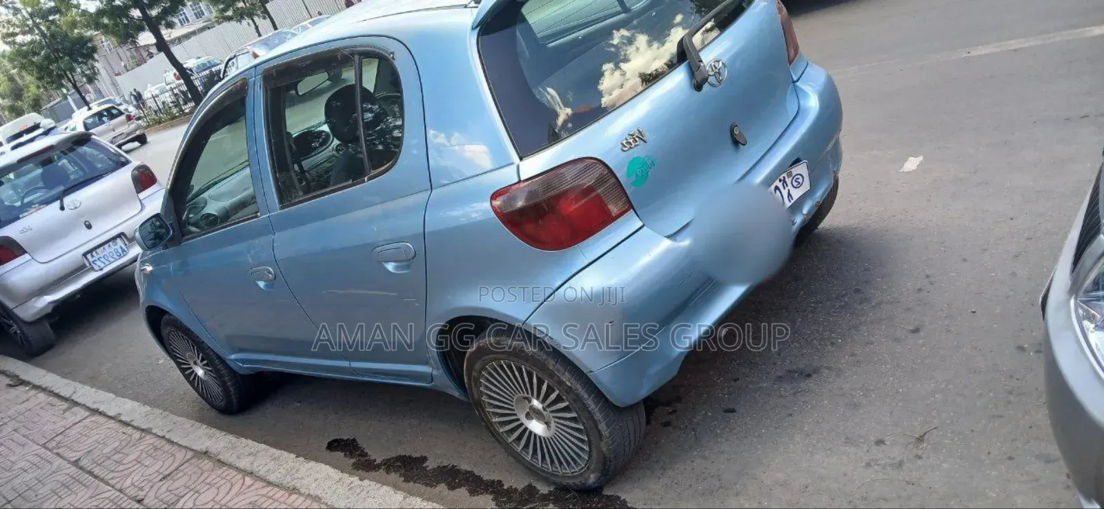 Toyota Vitz 2001 Blue