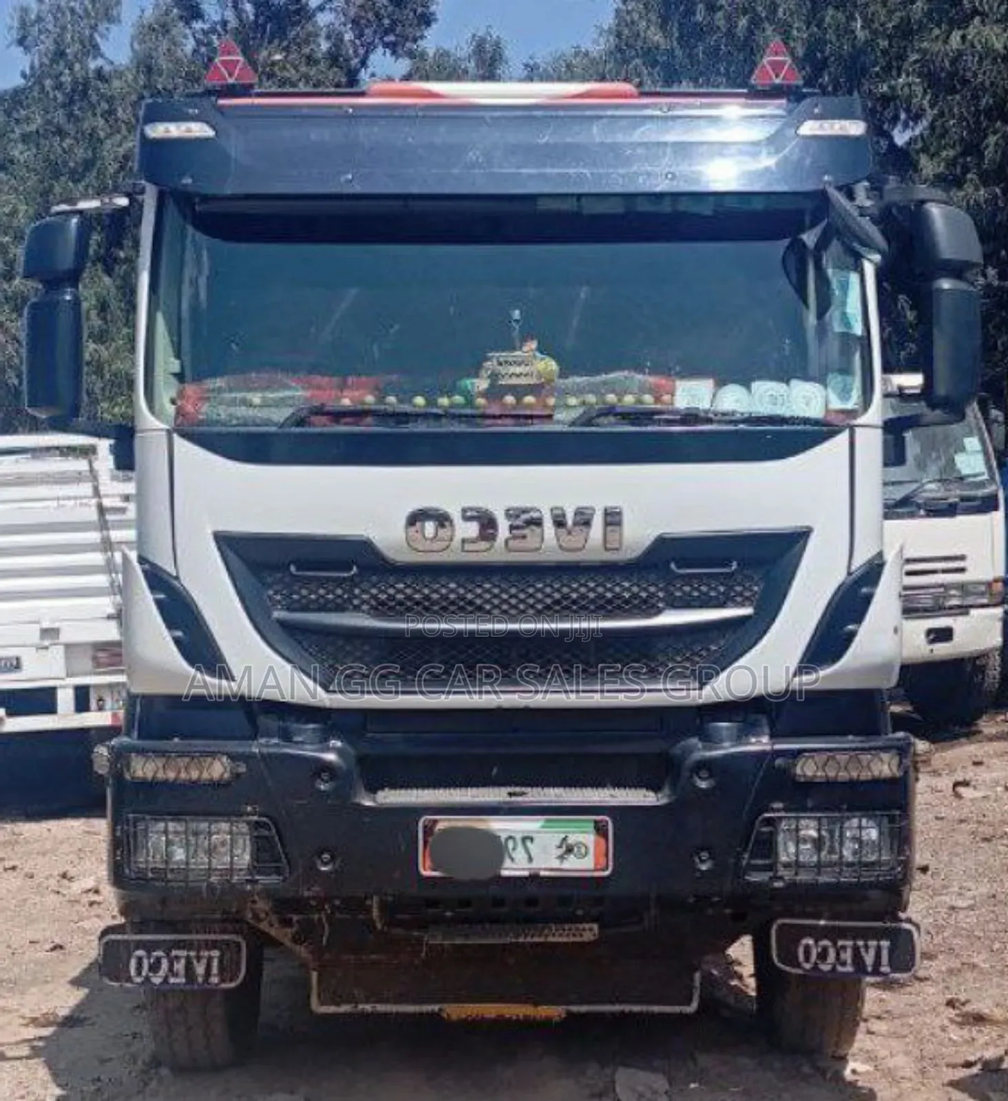 Trucker Bank 2m Available