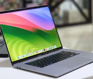 Photo - New Laptop Apple MacBook Pro 2019 16GB Intel Core I9 SSD 1T