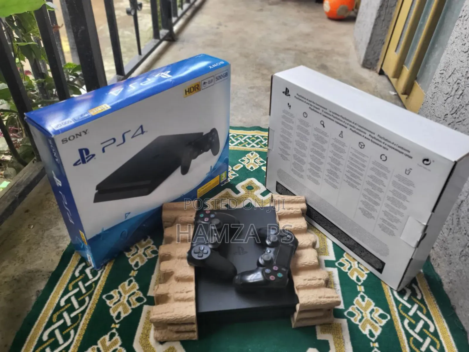 Playstation 4 Slim አድስ የታሸገ