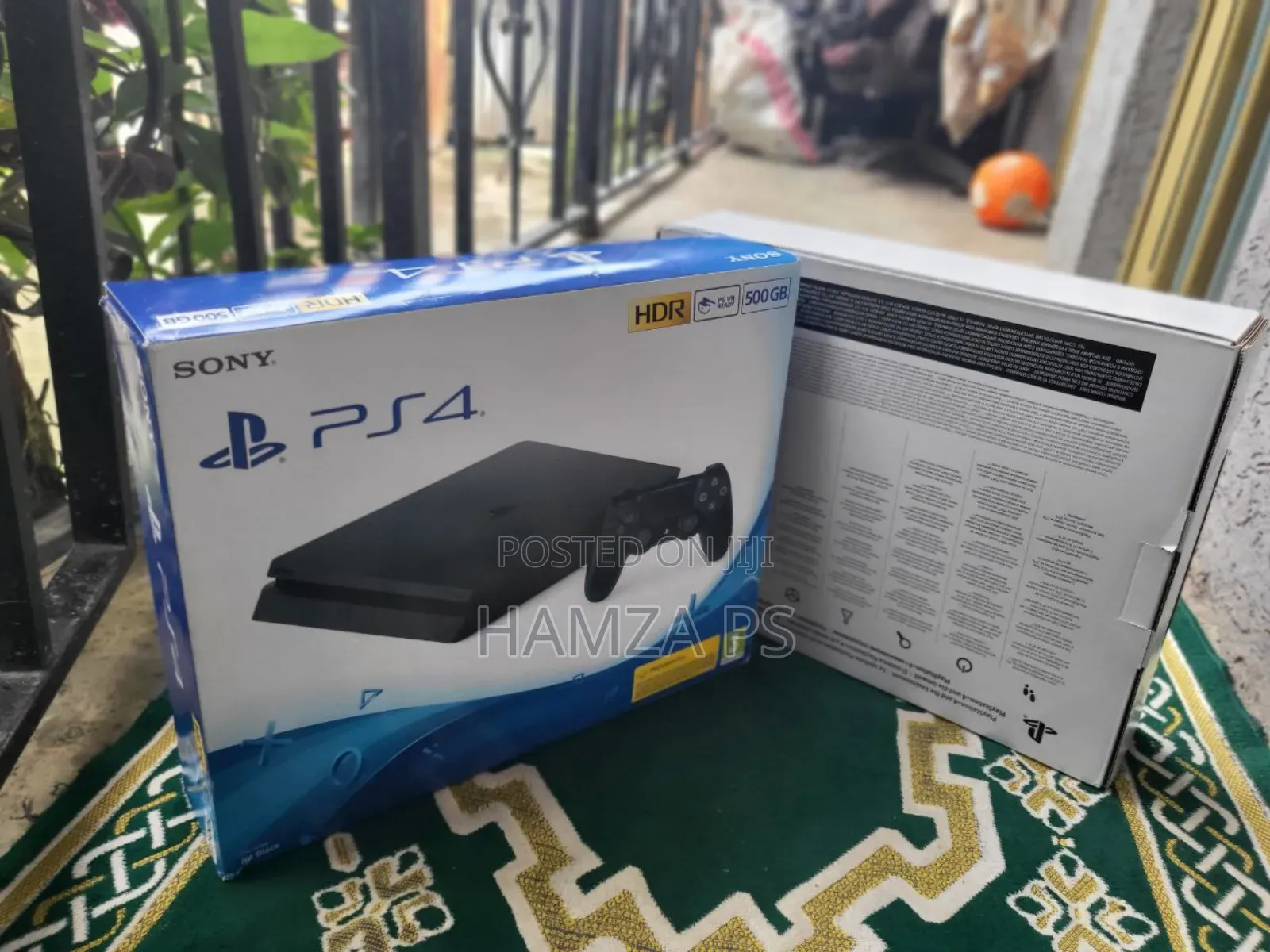 Playstation 4 Slim አድስ የታሸገ