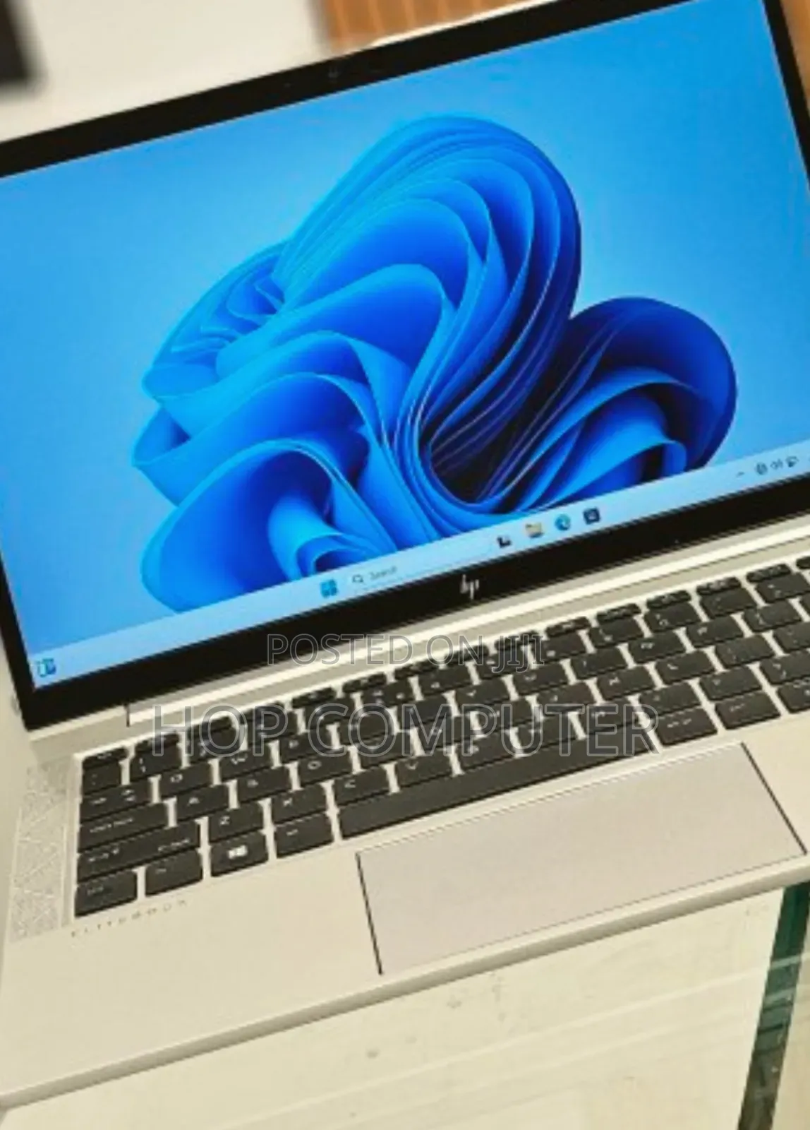 New Laptop HP EliteBook 830 G8 16GB Intel Core I7 SSD 512GB