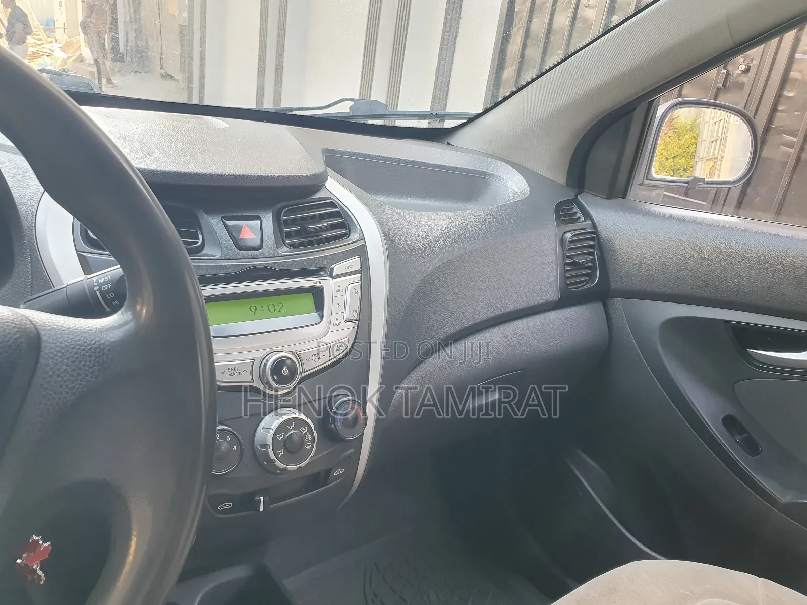 Hyundai Eon 0.8 FWD 2014 White