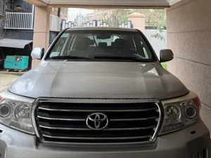Toyota Land Cruiser 2013 Silver